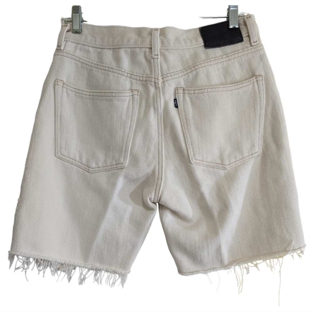Levi's Made & Crafted Off White Rigid Denim Relaxed Shorts 27 Destroyed Raw Hem - Picture 3 of 8
